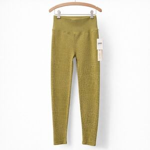 GOOD AMERICAN Croc Textured High Rise Leggings Pickled Olive